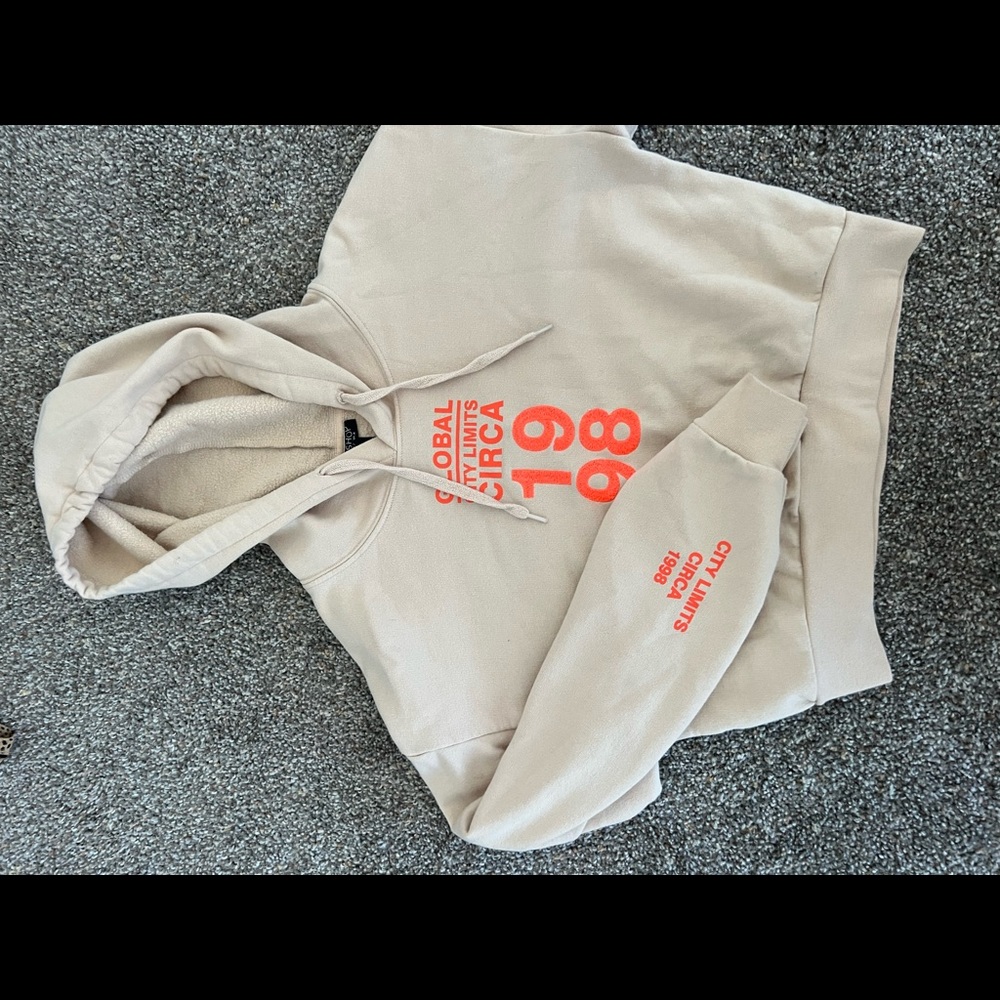 Cropped Hoodie